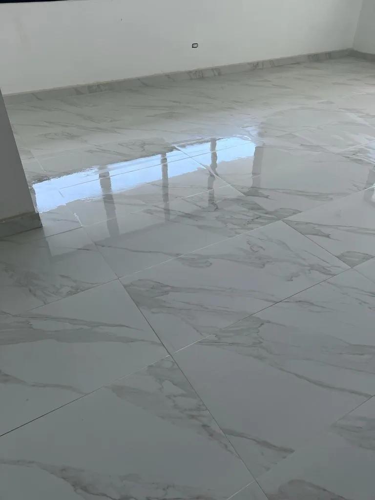 Large-Format Tile